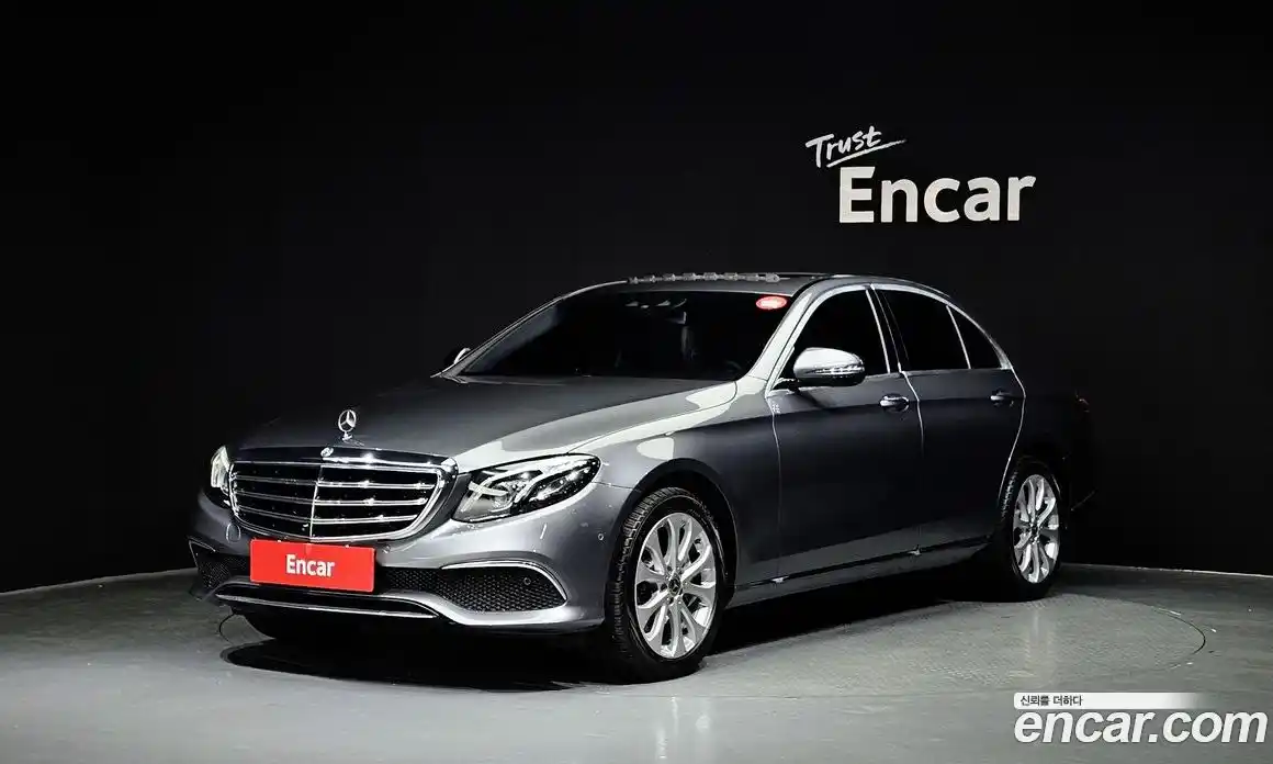 Mercedes-Benz E-Class 2018 2.0 Автомат в Москве № 143714, фото 7