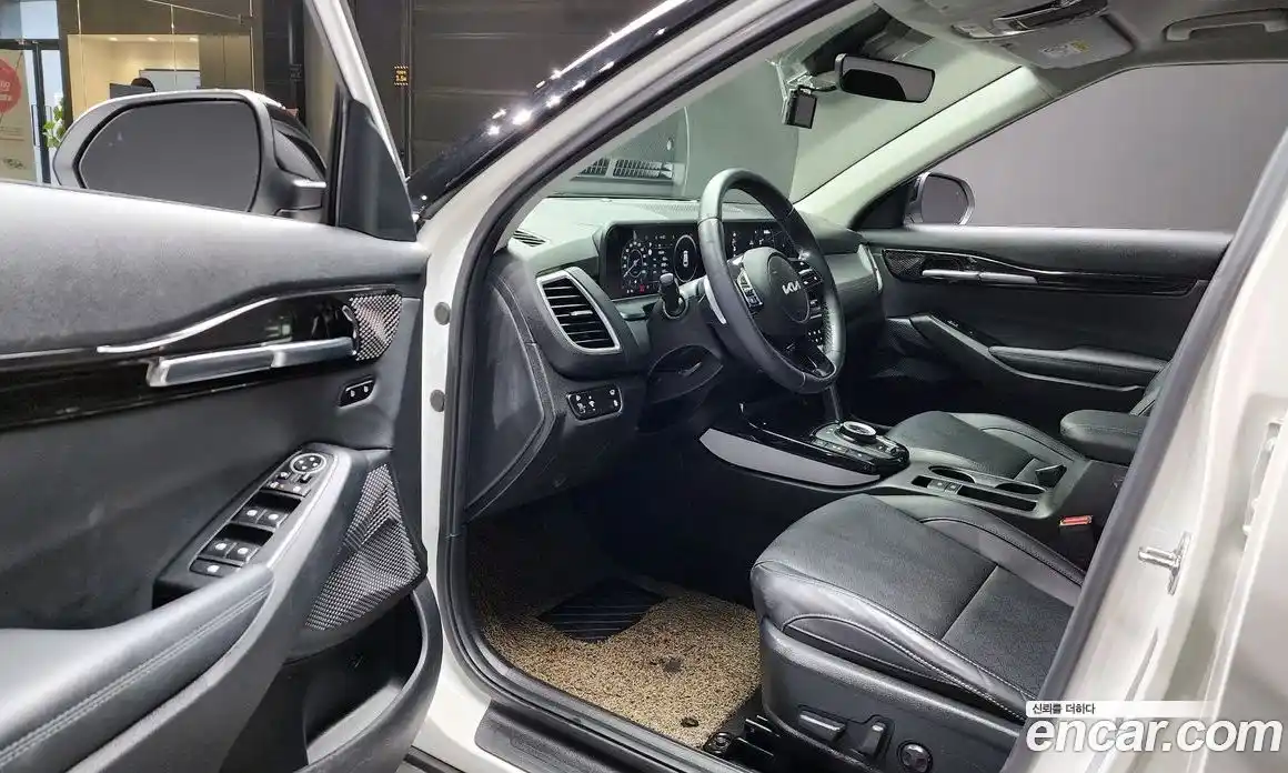 Kia Seltos 2023 1.6 Автомат в Москве № 14412, фото 15