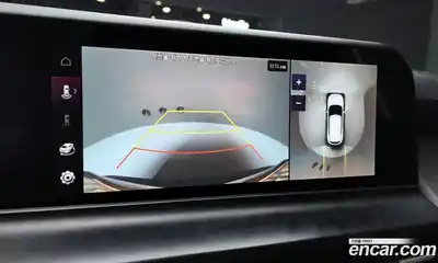 Kia Seltos 2023 1.6 Автомат в Москве № 14412, миниатюра 3