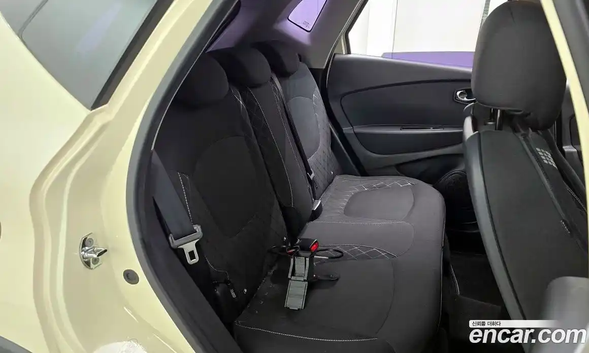 Renault QM3 2015 1.5 Автомат в Москве № 148191, фото 20