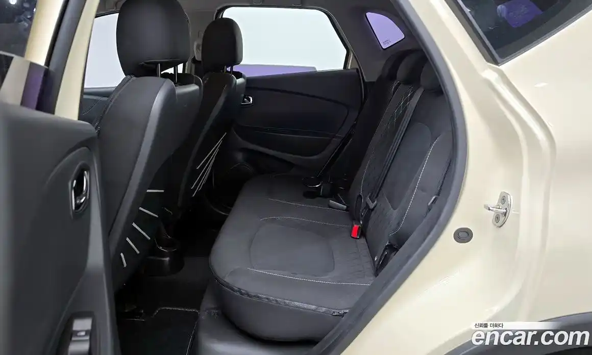 Renault QM3 2015 1.5 Автомат в Москве № 148191, фото 3