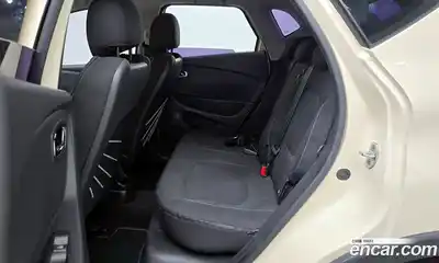 Renault QM3 2015 1.5 Автомат в Москве № 148191, миниатюра 3