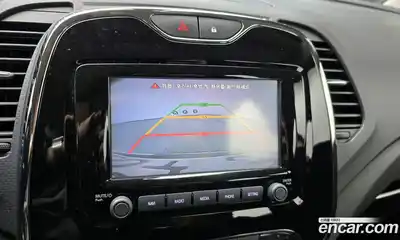 Renault QM3 2015 1.5 Автомат в Москве № 148191, миниатюра 5