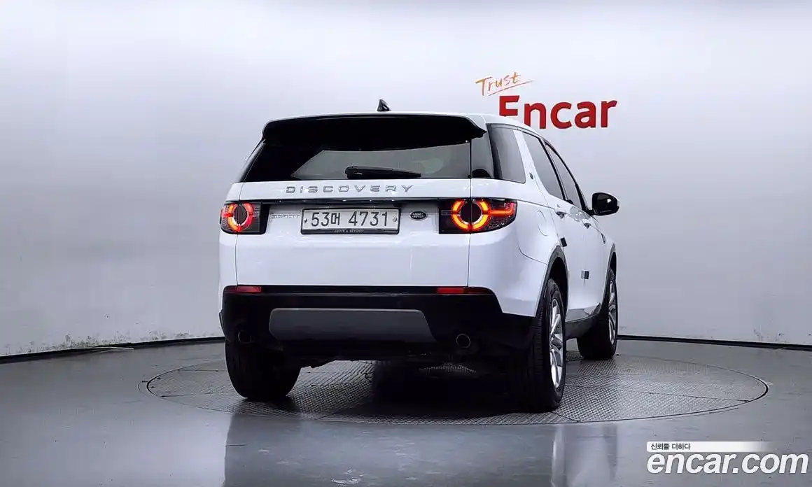 Land Rover Discovery Sport 2017 2.0 Автомат в Москве № 154809, фото 17