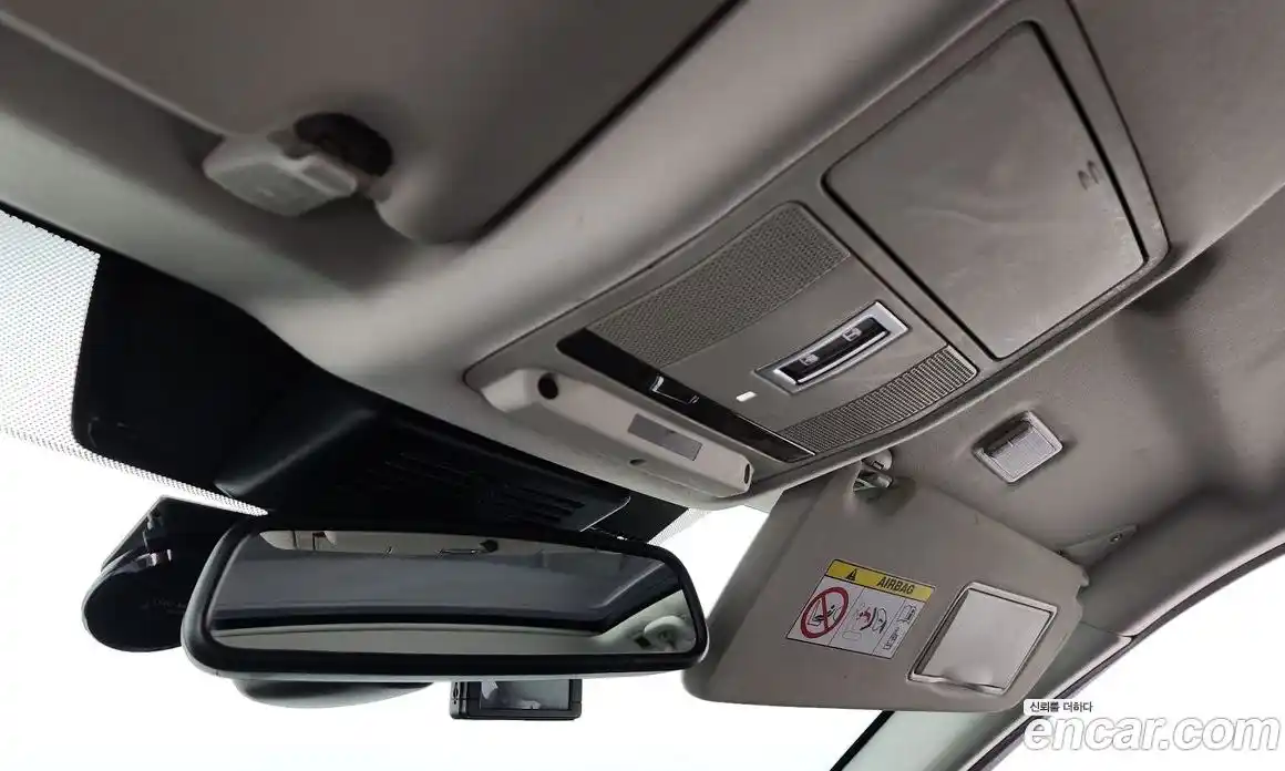 Land Rover Discovery Sport 2017 2.0 Автомат в Москве № 154809, фото 8