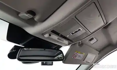 Land Rover Discovery Sport 2017 2.0 Автомат в Москве № 154809, миниатюра 8