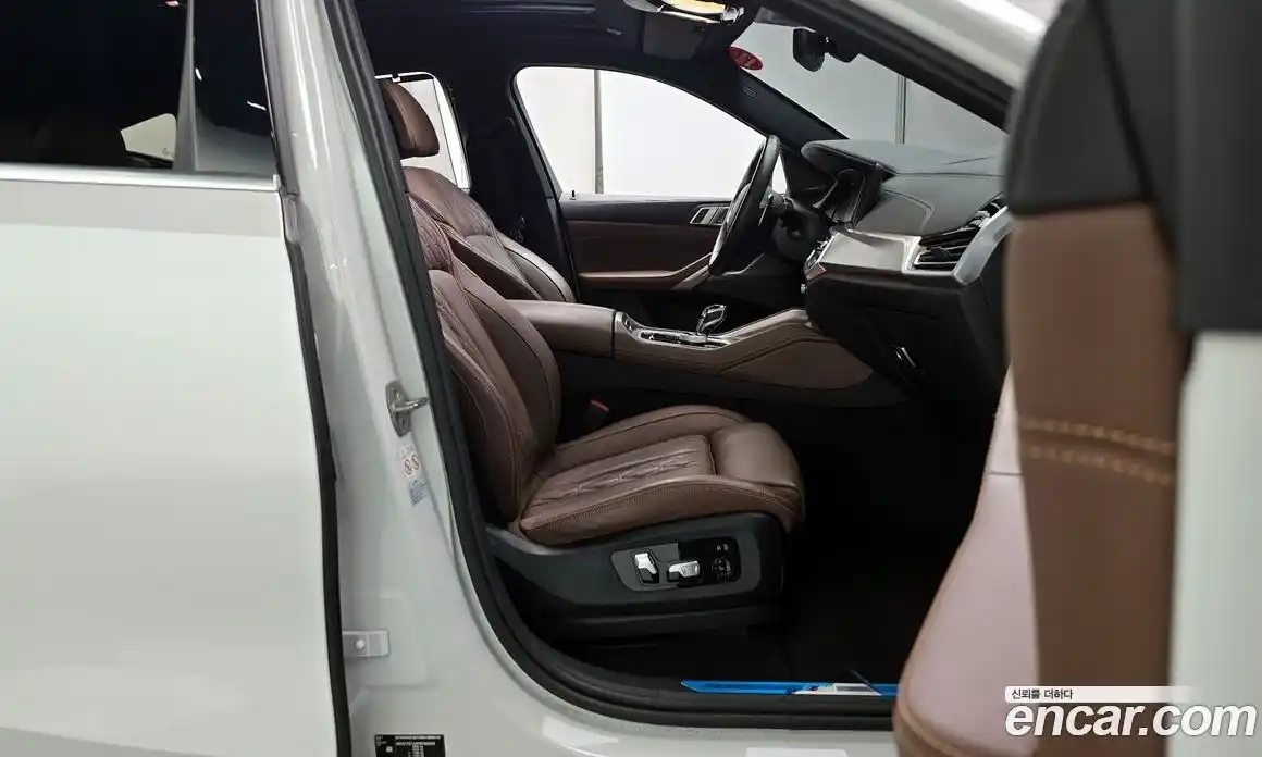 BMW X6 2023 3.0 Автомат в Москве № 155358, фото 4