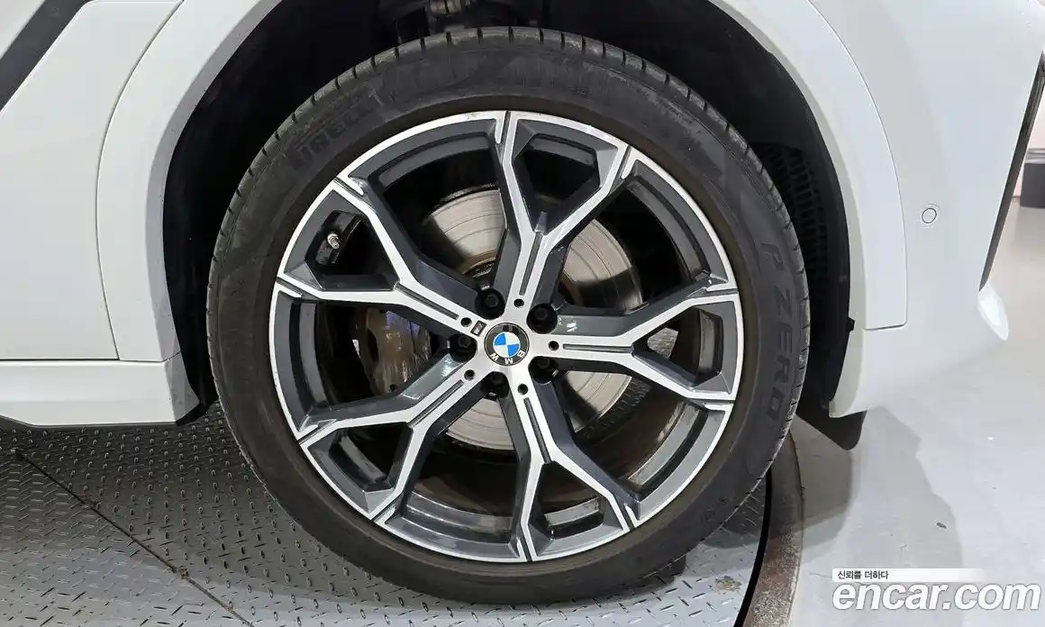 BMW X6 2023 3.0 Автомат в Москве № 155358, фото 7