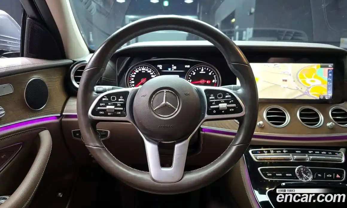 Mercedes-Benz E-Class 2019 1.9 Автомат в Москве № 157880, фото 15