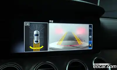 Mercedes-Benz E-Class 2019 1.9 Автомат в Москве № 157880, миниатюра 4