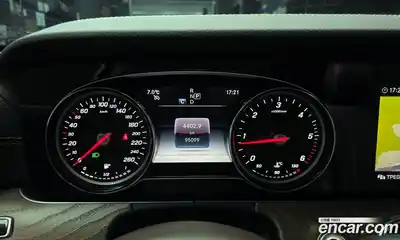 Mercedes-Benz E-Class 2019 1.9 Автомат в Москве № 157880, миниатюра 6