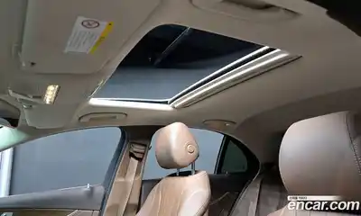 Mercedes-Benz E-Class 2019 1.9 Автомат в Москве № 157880, миниатюра 9