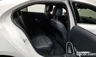 Mercedes-Benz A-Class 2020 2.0 Автомат в Москве № 160270, миниатюра 6