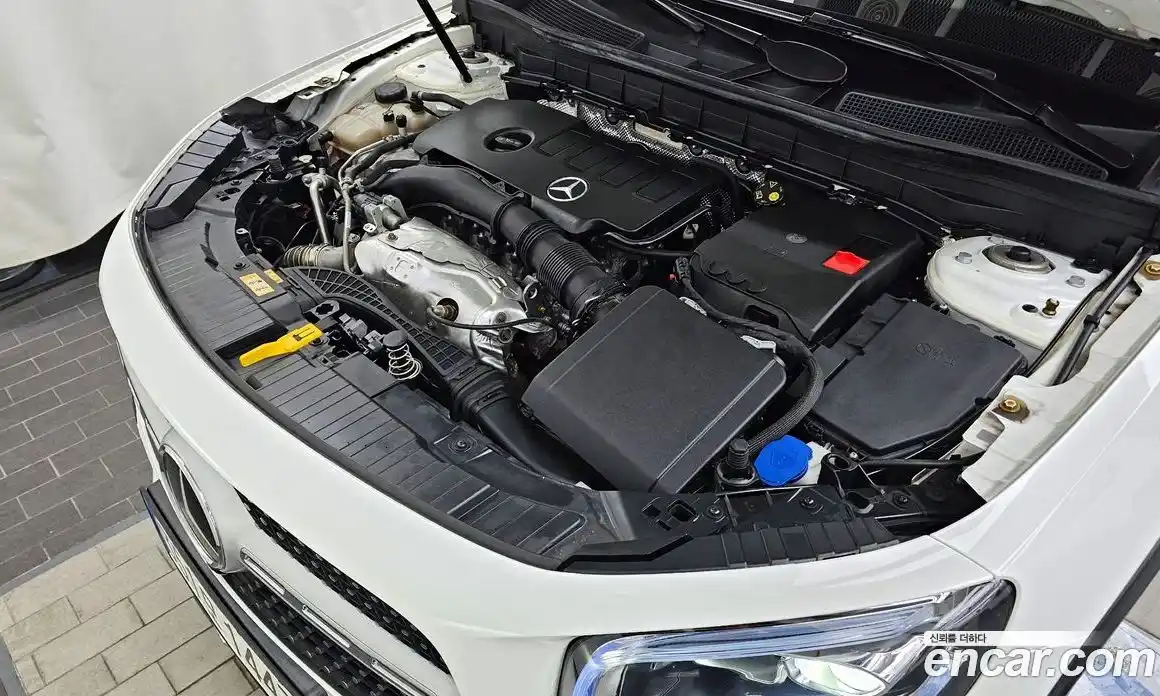 Mercedes-Benz GLB-Class 2022 2.0 Автомат в Москве № 160728, фото 16