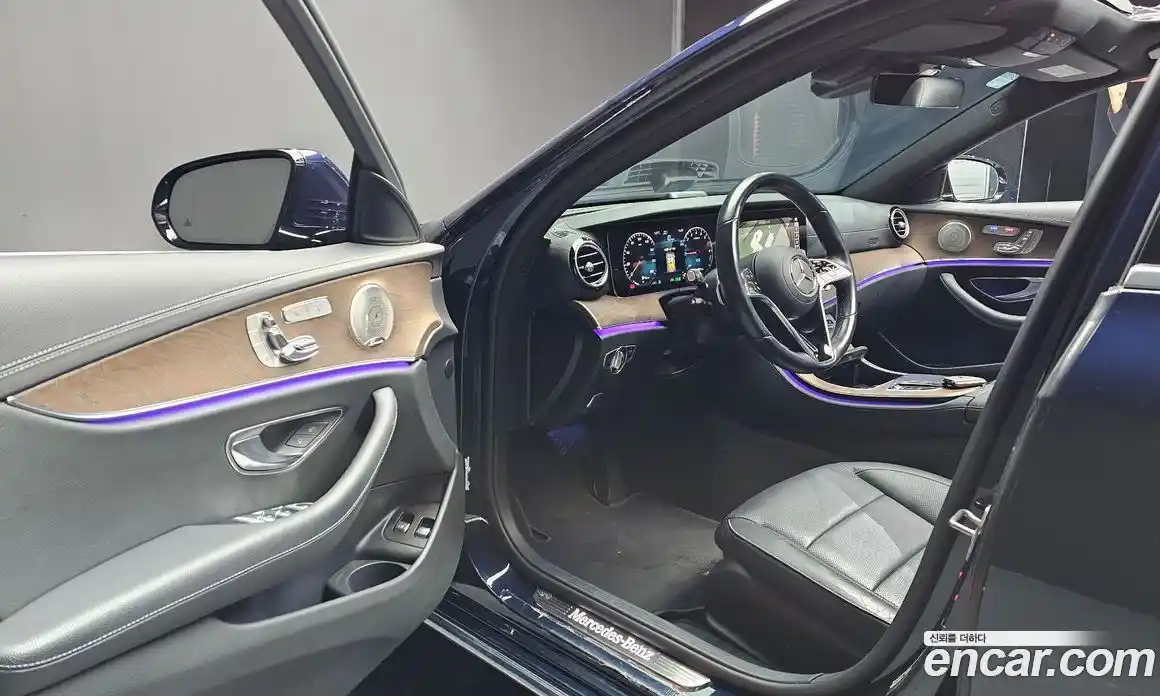 Mercedes-Benz E-Class 2021 2.0 Автомат в Москве № 161260, фото 15