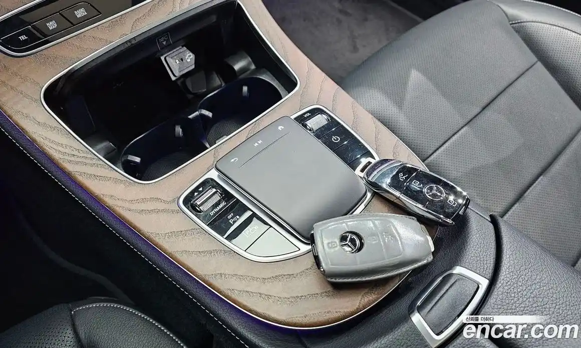 Mercedes-Benz E-Class 2021 2.0 Автомат в Москве № 161260, фото 17