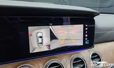 Mercedes-Benz E-Class 2021 2.0 Автомат в Москве № 161260, миниатюра 4