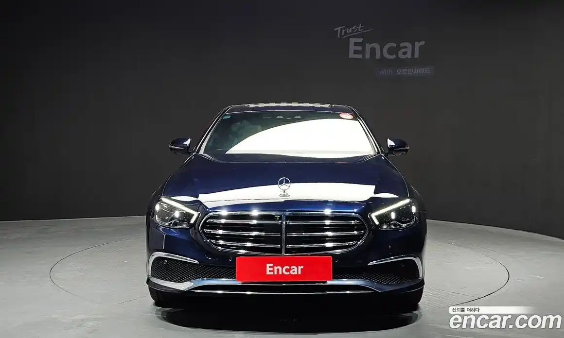 Mercedes-Benz E-Class 2021 2.0 Автомат в Москве № 161260, фото 5