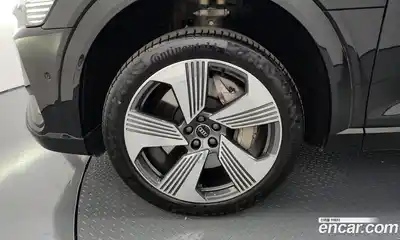 Audi e-tron 2022 0.2 Автомат в Москве № 163298, миниатюра 11