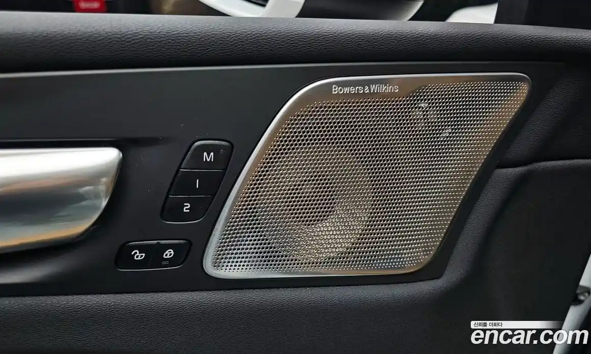 Volvo XC60 2024 2.0 Автомат в Москве № 164200, фото 20