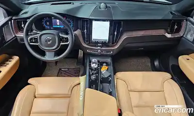 Volvo XC60 2024 2.0 Автомат в Москве № 164200, миниатюра 5