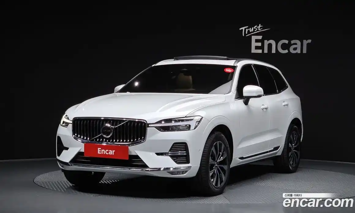 Volvo XC60 2024 2.0 Автомат в Москве № 164200, фото 7