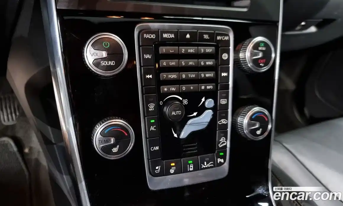 Volvo V60 2016 2.5 Автомат в Москве № 164569, фото 10