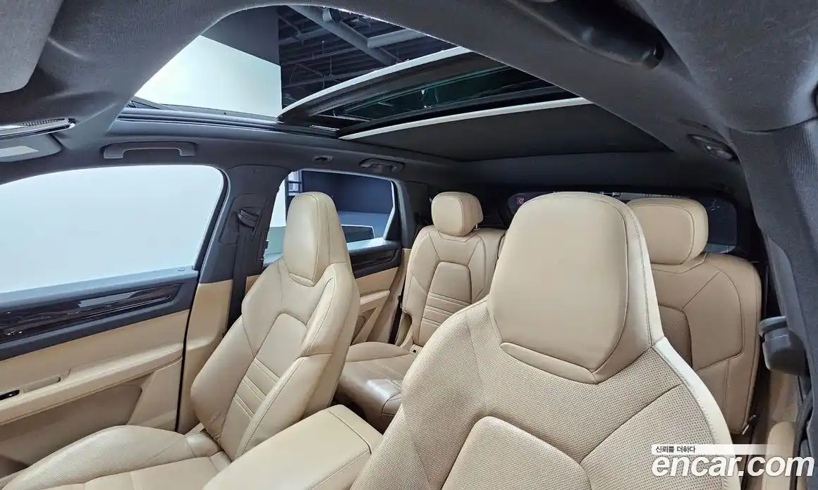 Porsche Cayenne 2019 3.0 Автомат в Москве № 165439, фото 15