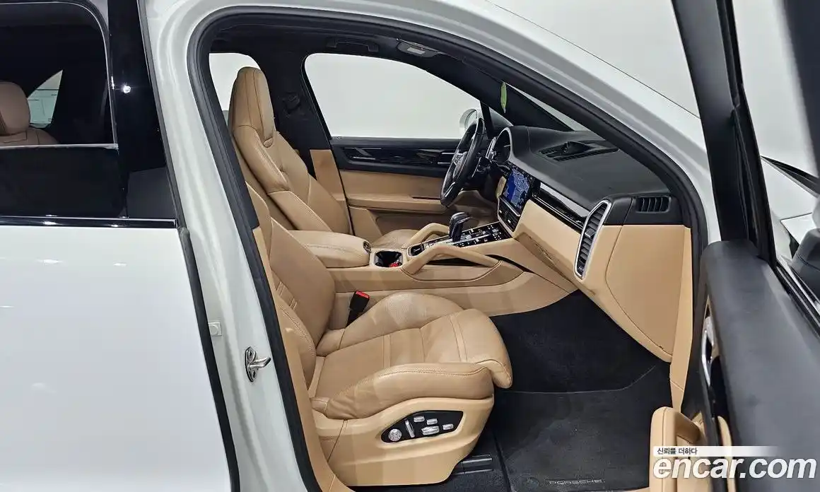 Porsche Cayenne 2019 3.0 Автомат в Москве № 165439, фото 16