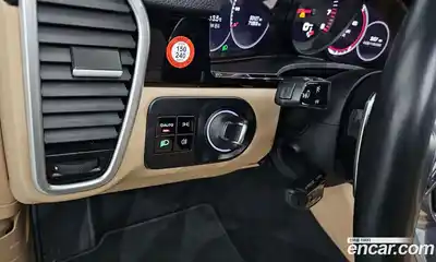Porsche Cayenne 2019 3.0 Автомат в Москве № 165439, миниатюра 5