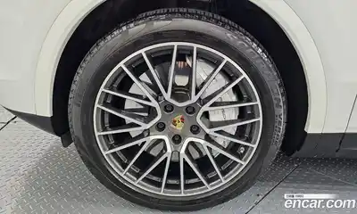 Porsche Cayenne 2019 3.0 Автомат в Москве № 165439, миниатюра 6