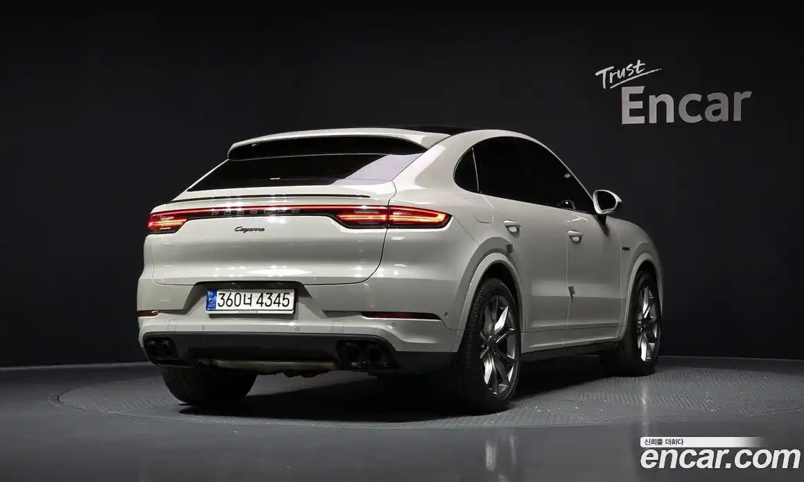 Porsche Cayenne 2021 3.0 Автомат в Москве № 165496, фото 10