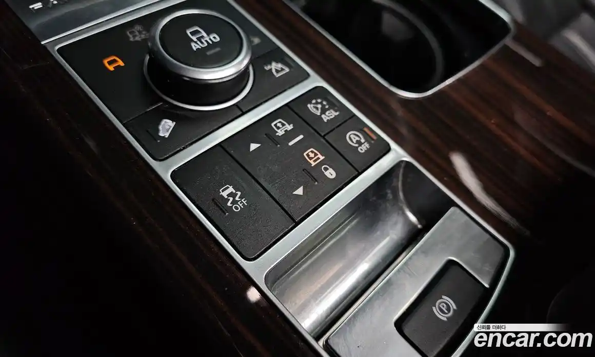 Land Rover Range-Rover 2014 5.0 Автомат в Москве № 166181, фото 12