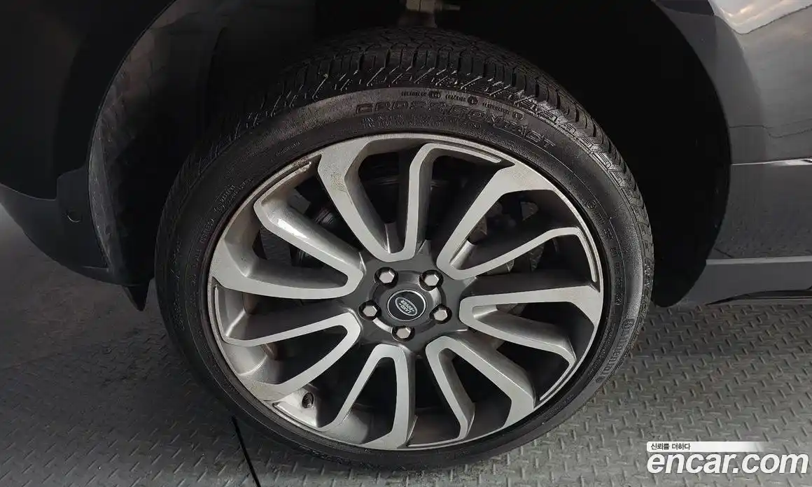 Land Rover Range-Rover 2014 5.0 Автомат в Москве № 166181, фото 4