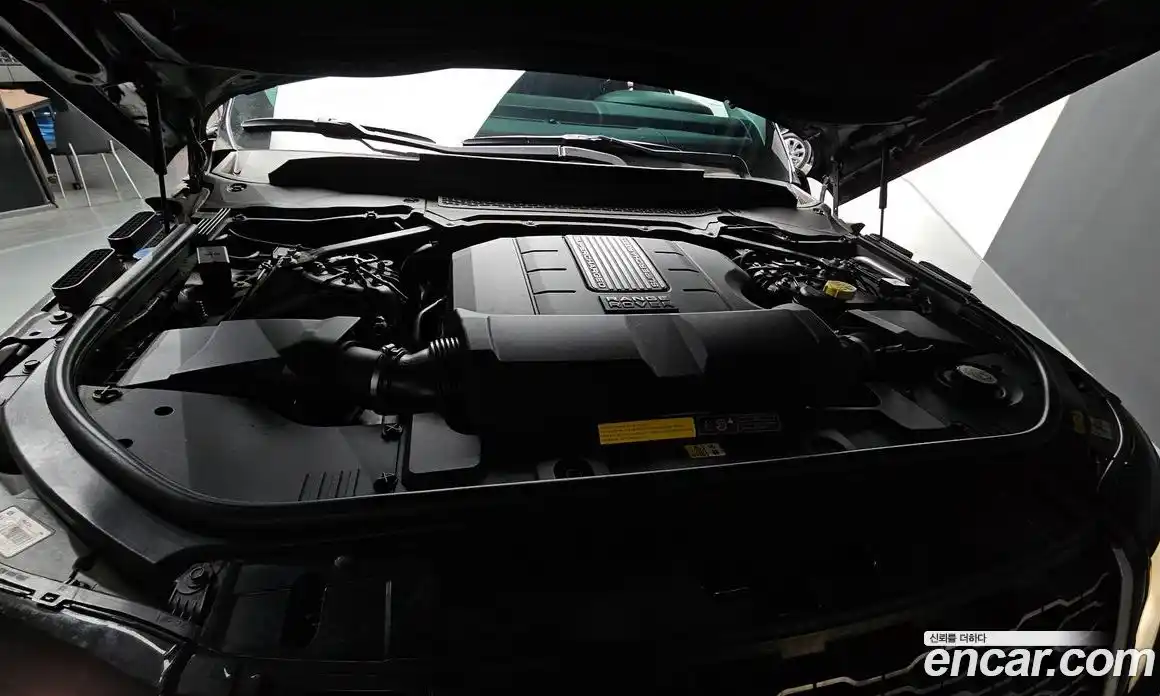 Land Rover Range-Rover 2014 5.0 Автомат в Москве № 166181, фото 5