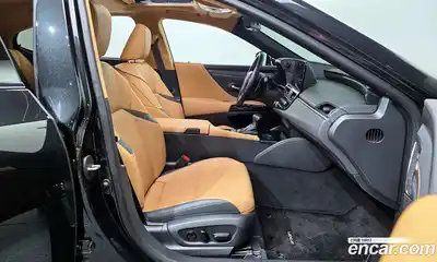 Lexus ES 2025 2.5 Автомат в Москве № 168049, миниатюра 3