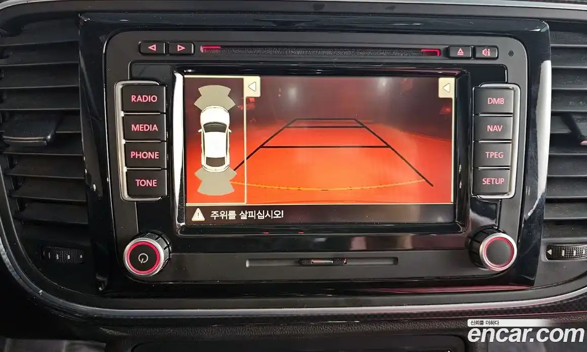 Volkswagen Beatle 2013 2.0 Автомат в Москве № 168789, фото 16