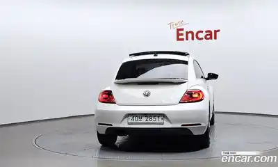 Volkswagen Beatle 2013 2.0 Автомат в Москве № 168789, миниатюра 3