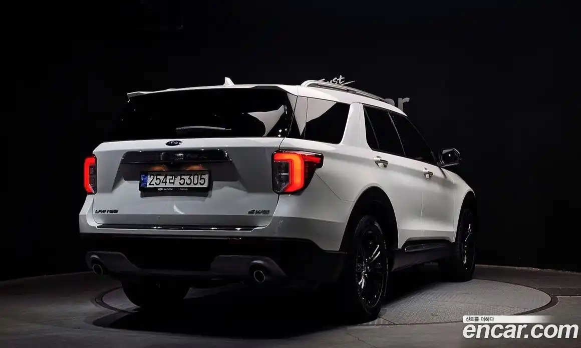 Ford Explorer 2021 2.3 Автомат в Москве № 170828, фото 15