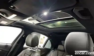 Mercedes-Benz E-Class 2023 2.0 Автомат в Москве № 175478, миниатюра 6