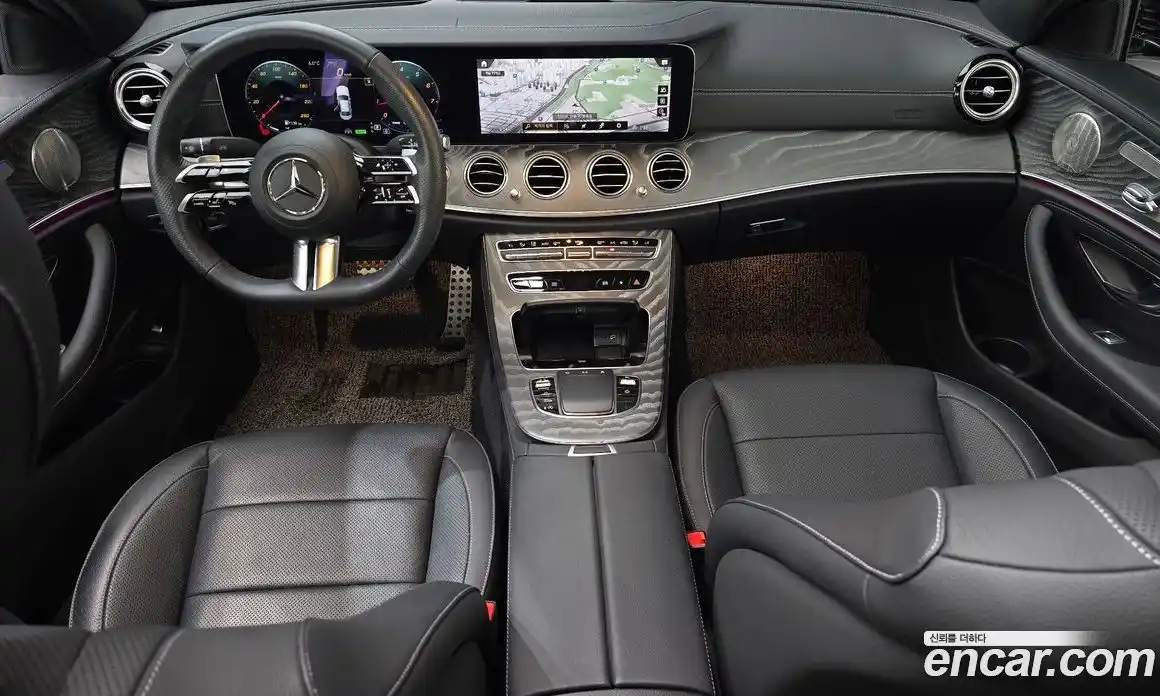 Mercedes-Benz E-Class 2023 2.0 Автомат в Москве № 176119, фото 14