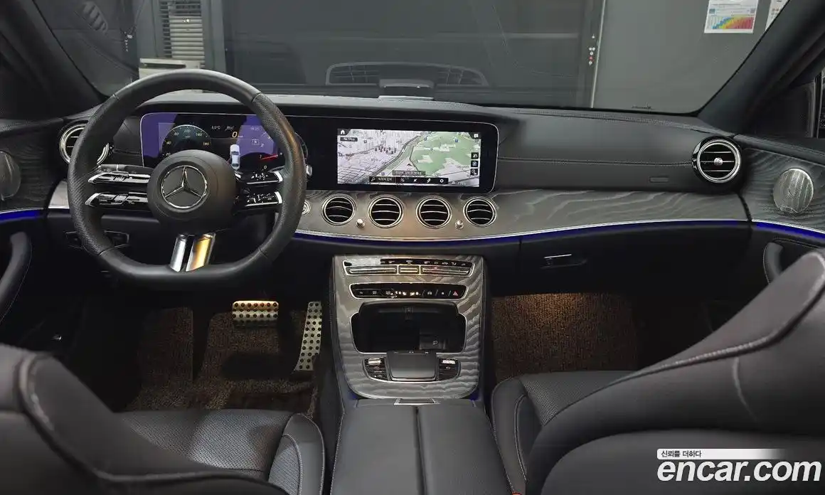 Mercedes-Benz E-Class 2023 2.0 Автомат в Москве № 176119, фото 18