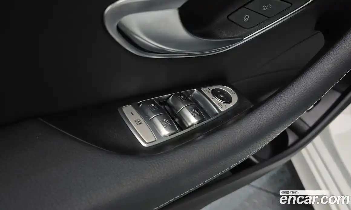 Mercedes-Benz E-Class 2023 2.0 Автомат в Москве № 176119, фото 5