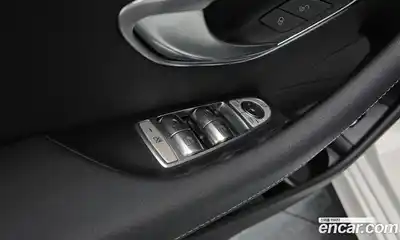 Mercedes-Benz E-Class 2023 2.0 Автомат в Москве № 176119, миниатюра 5