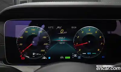 Mercedes-Benz E-Class 2023 2.0 Автомат в Москве № 176119, миниатюра 10