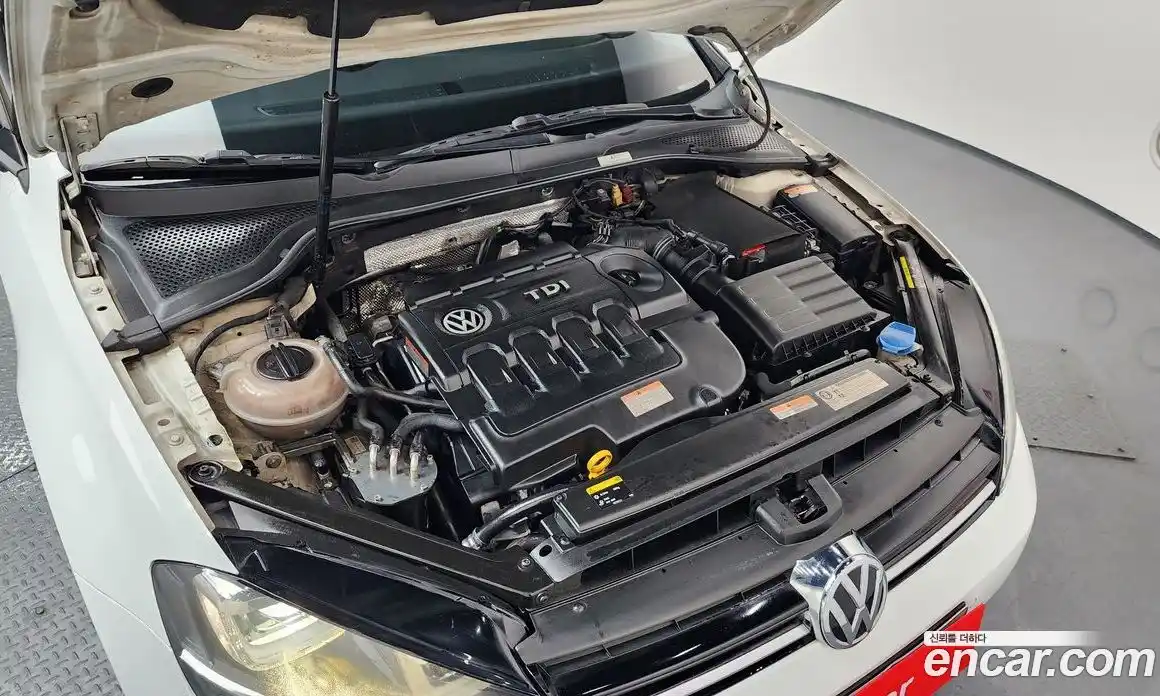 Volkswagen Golf 2015 2.0 Автомат в Москве № 176983, фото 4