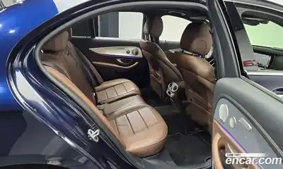 Mercedes-Benz E-Class 2021 2.0 Автомат в Москве № 179004, миниатюра 7