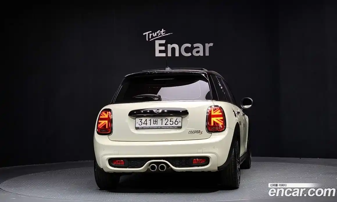 Mini Cooper 2020 2.0 Автомат в Москве № 180574, фото 19