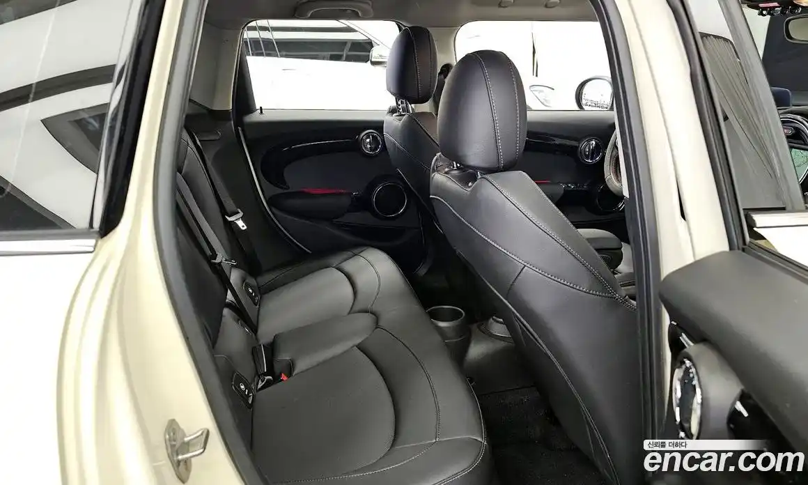 Mini Cooper 2020 2.0 Автомат в Москве № 180574, фото 9