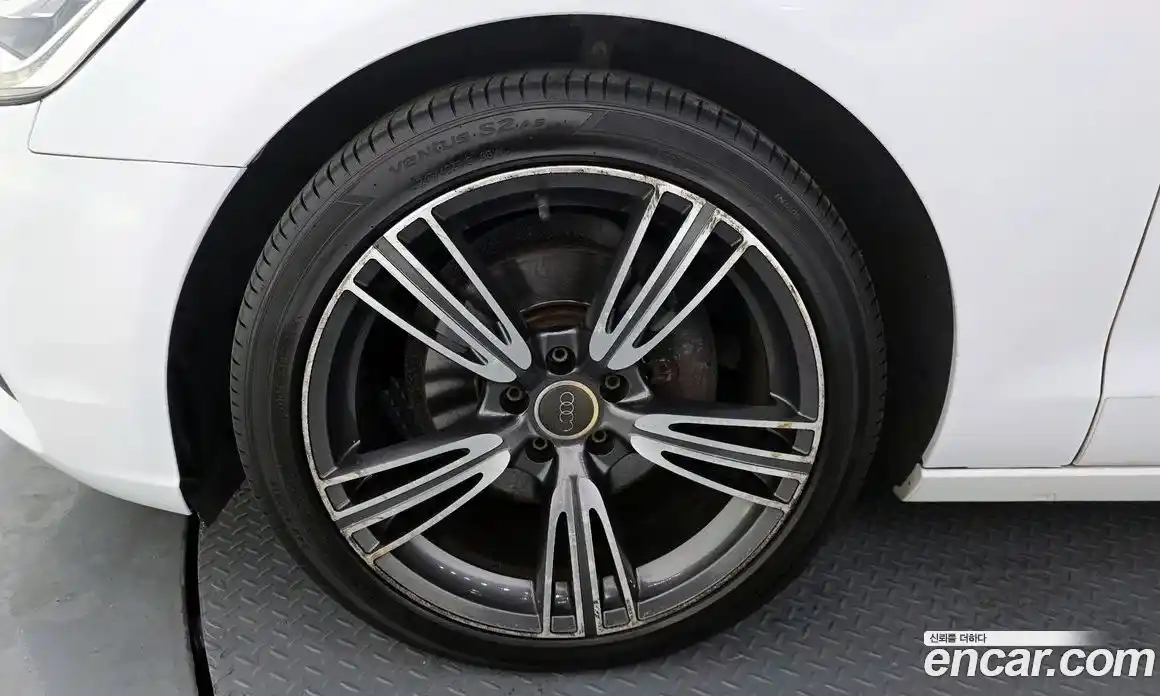 Audi A6 2015 2.0 Автомат в Москве № 181719, фото 6